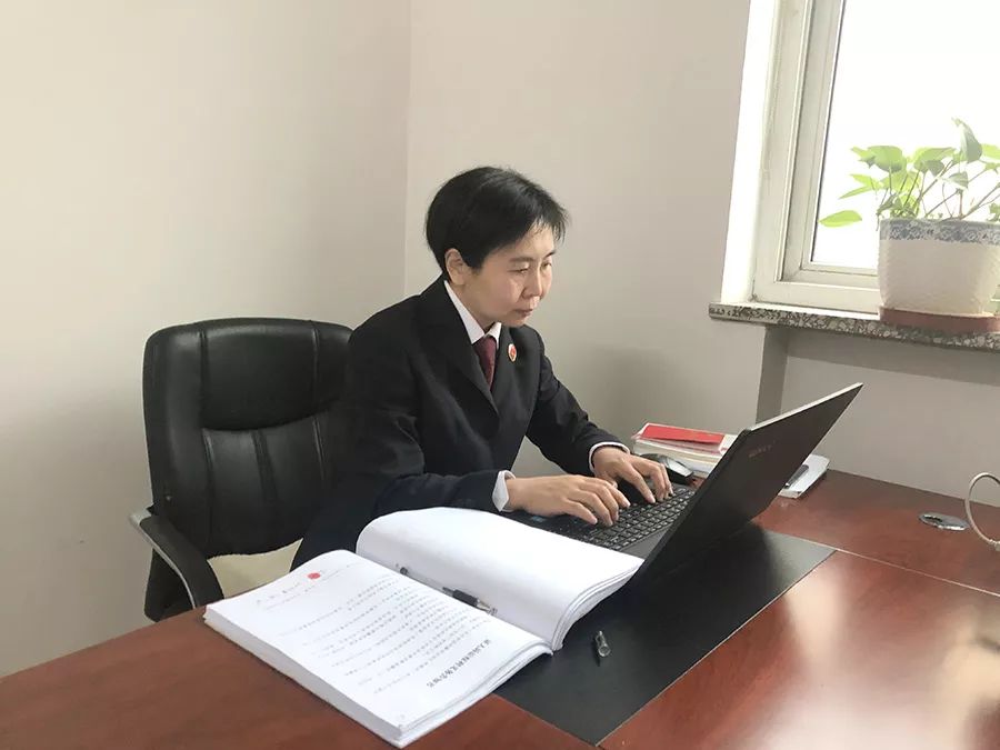 【保定“最美365购物平台_神器365软件下载_365365bet人”展播活动之七】忠诚365购物平台_神器365软件下载_365365bet事业 为检徽增光