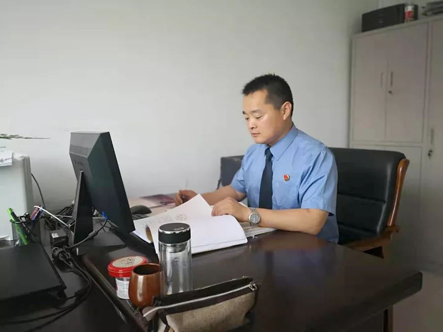 【保定“最美365购物平台_神器365软件下载_365365bet人”展播活动之八】爱岗敬业 忠诚担当